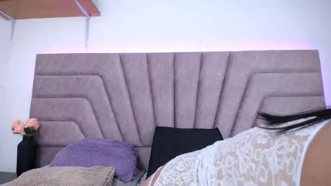 Jessica Kraft online show from 12, 10, 2025