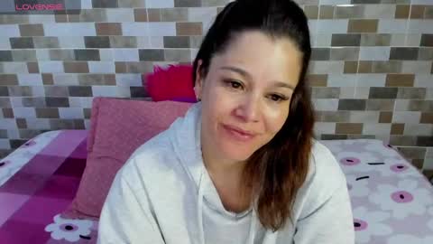 Snapshot of jessica_robertss chatting on 4, 6, 2026 jessimodel independient online show from 4, 6, 2026