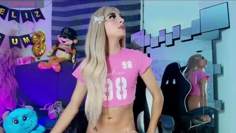 Snapshot of jessica_tan chatting on 20, 6, 2026 jessica_tan online show from 20, 6, 2026