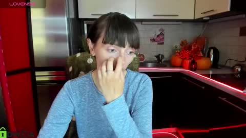 jessicaforris online show from 7, 10, 2025