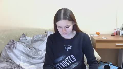 jessicaholland1 online show from 28, 4, 2026