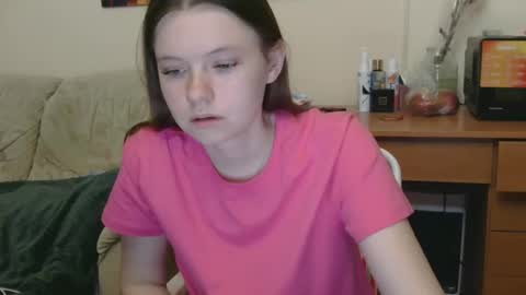 jessicaholland1 online show from 17, 5, 2026