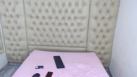 Jessica online show from 10, 10, 2025