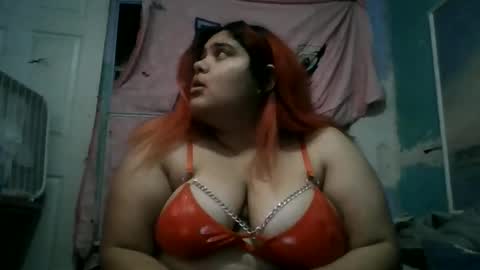 Snapshot of jessicarabbits4 chatting on 14, 12, 2024 dovedianna online show from 14, 12, 2024