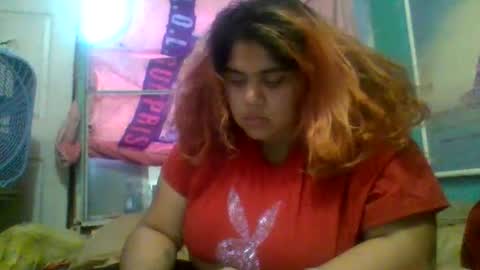 Snapshot of jessicarabbits4 chatting on 25, 9, 2025 dovedianna online show from 25, 9, 2025