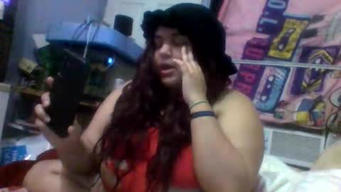 Snapshot of jessicarabbits4 chatting on 5, 3, 2026 dovedianna online show from 5, 3, 2026