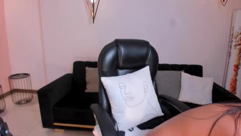 JESS online show from 5, 3, 2025