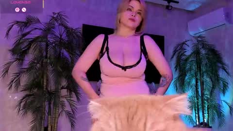 Snapshot of jessiccaburns chatting on 11, 6, 2026 Gloria online show from 11, 6, 2026