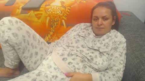 jessiestar3 online show from 24, 2, 2025