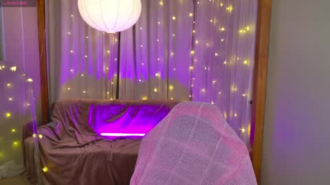 Snapshot of jessiestarz chatting on 12, 1, 2025 Jessi online show from 12, 1, 2025