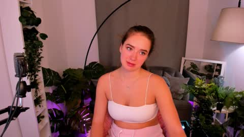 Snapshot of jessiestarz chatting on 19, 1, 2025 Jessi online show from 19, 1, 2025