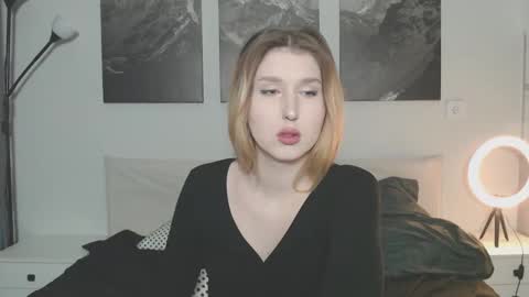 jessstonem online show from 25, 9, 2025