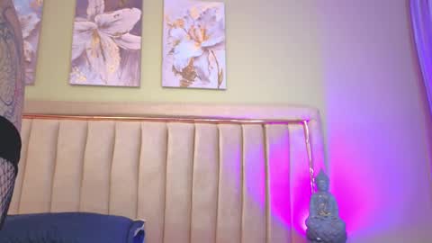 Jessy Mateus online show from 17, 10, 2025