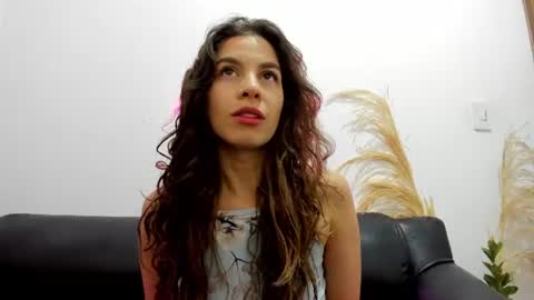 jessye_golden online show from 18, 6, 2026