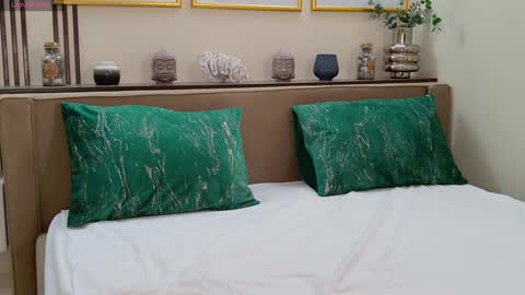 Francesca online show from 31, 12, 2024