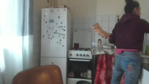 Snapshot of jessystarrr chatting on 3, 10, 2025 Jessy online show from 3, 10, 2025