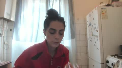 Snapshot of jessystarrr chatting on 10, 10, 2025 Jessy online show from 10, 10, 2025