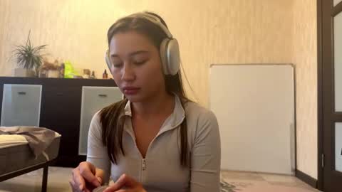 Snapshot of jesusitacatts chatting on 6, 11, 2025 Lynn online show from 6, 11, 2025