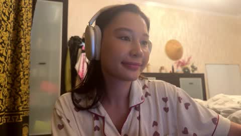 Snapshot of jesusitacatts chatting on 14, 11, 2025 Lynn online show from 14, 11, 2025