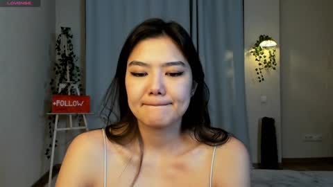 Hi all. My name is Naomi and Im glad to see you in my room  online show from 1, 2, 2025