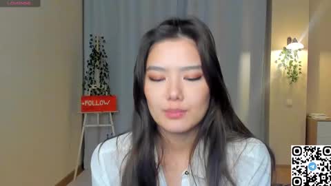 Hi all. My name is Naomi and Im glad to see you in my room  online show from 18, 2, 2025