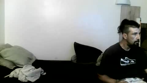 jeukhieqzkke online show from 15, 6, 2026