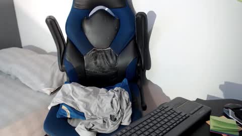 jey_foxx online show from 29, 3, 2026