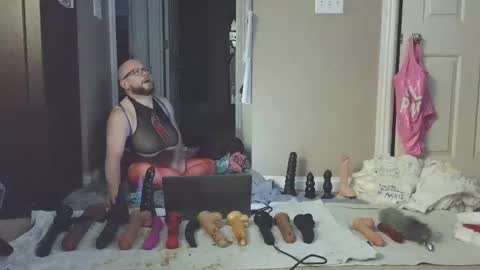 Snapshot of jghosty69 chatting on 31, 12, 2024 Nasty Cumslut online show from 31, 12, 2024