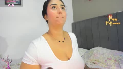 jhackelin  My independent account online show from 31, 10, 2025