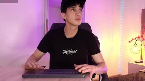 Jheampiero online show from 4, 3, 2026