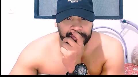 En moreno online show from 3, 3, 2026