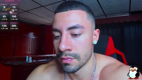 Jhojan Strong  online show from 23, 12, 2024