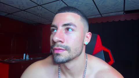 Jhojan Strong  online show from 24, 12, 2024