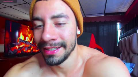 Jhojan Strong  online show from 11, 1, 2025