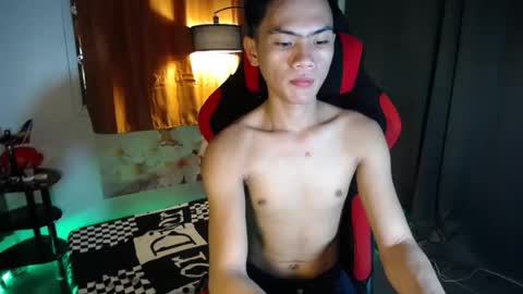 Snapshot of jhon_cummer chatting on 13, 5, 2026 jhon_cummer online show from 13, 5, 2026