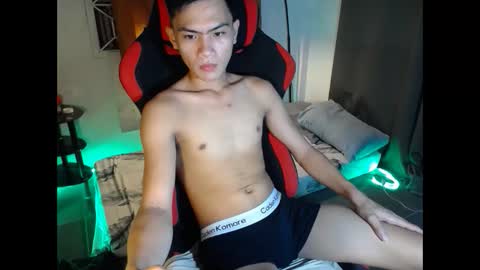 Snapshot of jhon_cummer chatting on 18, 5, 2026 jhon_cummer online show from 18, 5, 2026