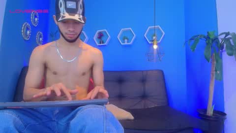 Snapshot of jhon_malo chatting on 23, 10, 2025 jhon_malo online show from 23, 10, 2025