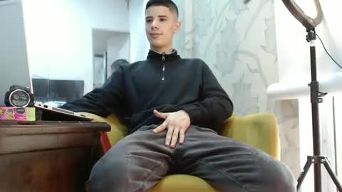 jhon online show from 2, 10, 2025