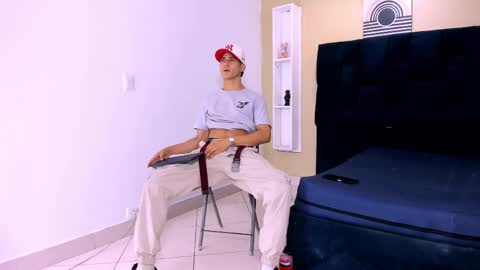 Snapshot of jhonn_rhyss chatting on 3, 3, 2025 Jhon online show from 3, 3, 2025