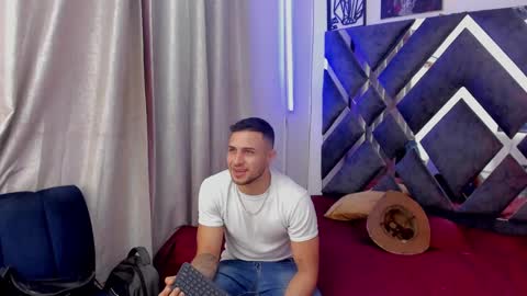 jhonny online show from 10, 3, 2025