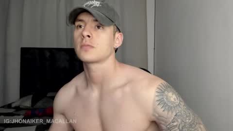 Snapshot of jhonny_macallan chatting on 17, 3, 2026 Jhonaiker online show from 17, 3, 2026