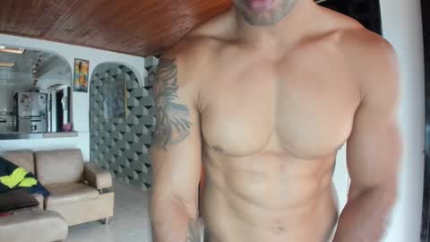 Snapshot of jhonnyxxfitnexx chatting on 3, 1, 2025 jh online show from 3, 1, 2025