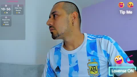 Jhony Alzate online show from 30, 12, 2024