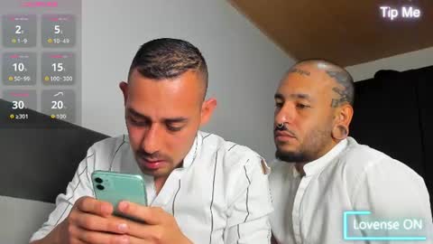 Jhony Alzate online show from 12, 6, 2026