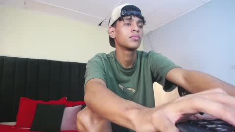 Snapshot of jhos_padill chatting on 10, 9, 2025 jhos online show from 10, 9, 2025