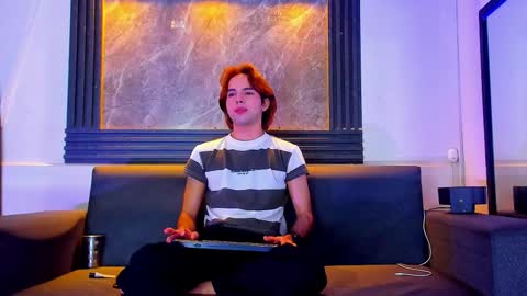 Snapshot of jhostin_1 chatting on 22, 11, 2025 jhostin_1 online show from 22, 11, 2025