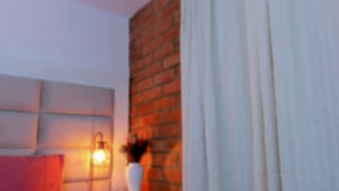 Jhosua Hunt online show from 9, 1, 2025