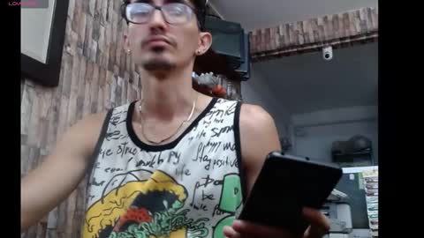 jhosuamoore2 online show from 4, 4, 2026