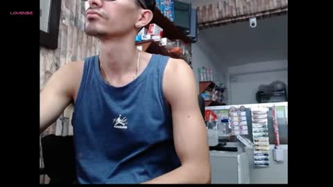 jhosuamoore2 online show from 18, 5, 2026