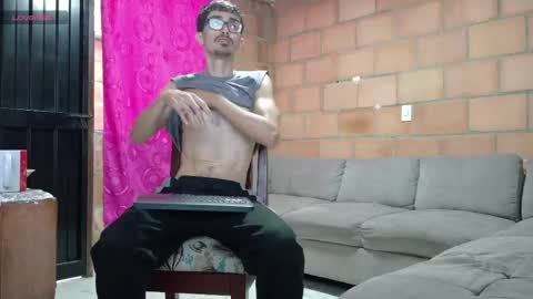 Snapshot of jhosuamoore2 chatting on 26, 5, 2026 jhosuamoore2 online show from 26, 5, 2026